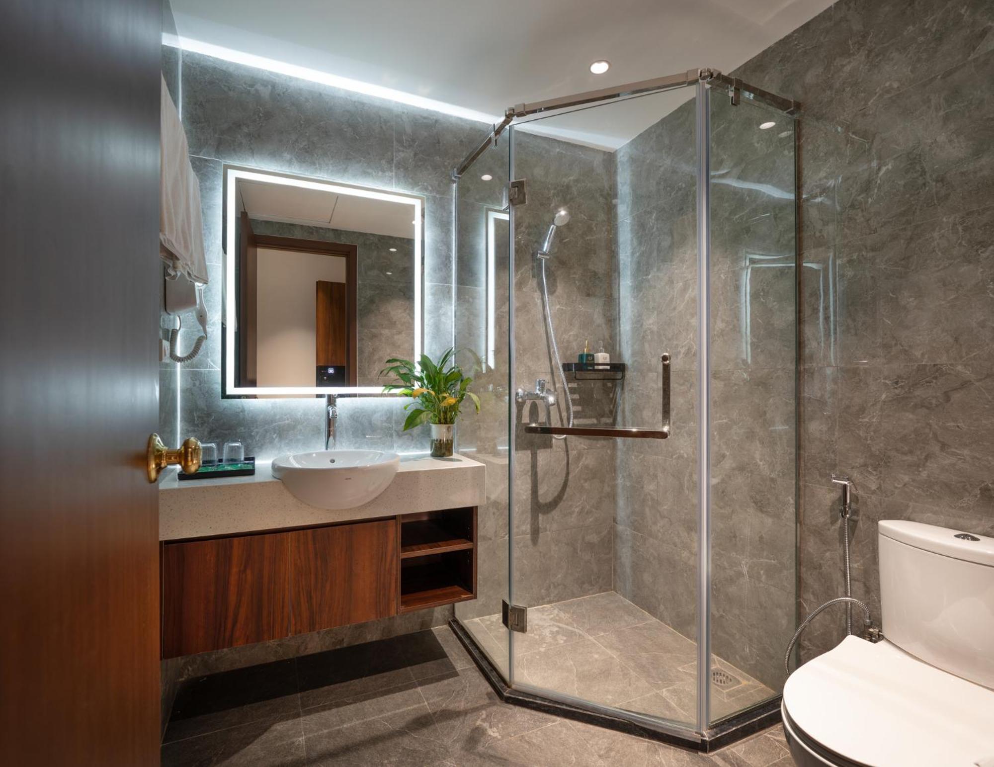 Paradise Premium Hotel Nguyen Khac Hieu — Photos 2